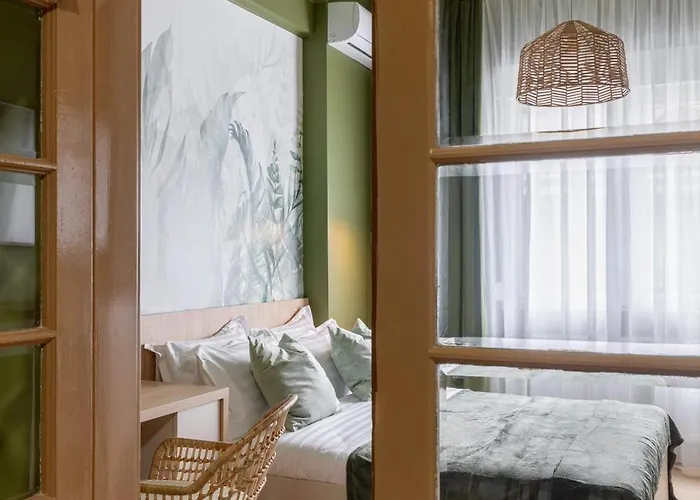 Cismigiu Park - Gorgeous 1br Sanctuary *